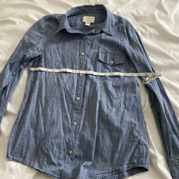 Forever 21 Chambray blouse - Picture 8 of 9